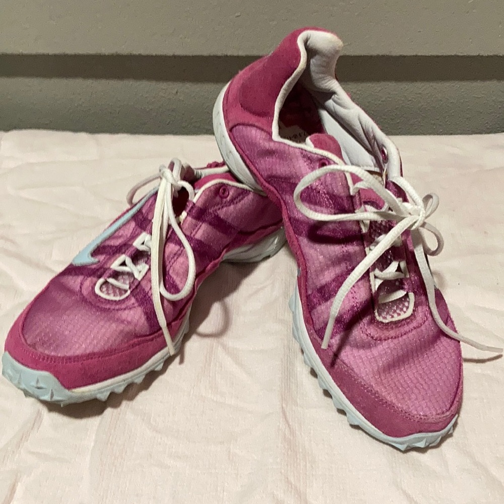 Nike Jana Track Shoes